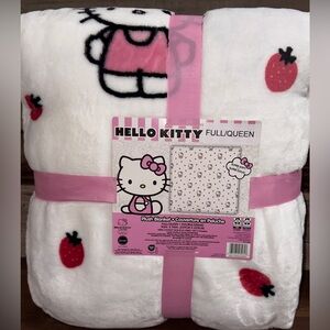 Super Cute 🥰 Hello Kitty Strawberry Plush Blanket Full/Queen Size 90in x 90in